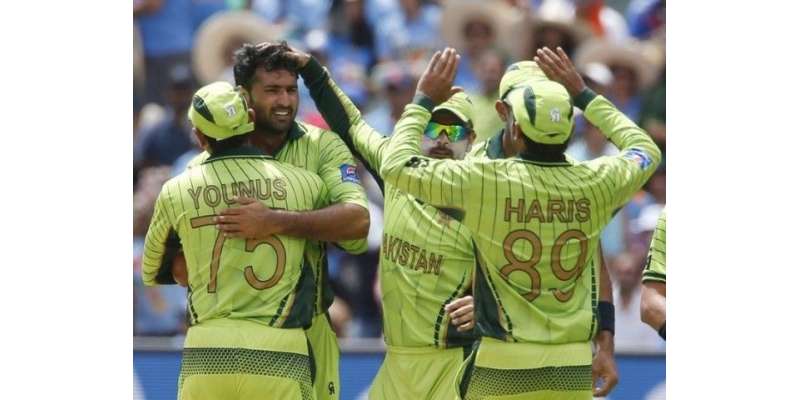 ورلڈ کپ 2015ء، بھارت کا پاکستان کو جیت کے لیے 301رنز کا ہدف