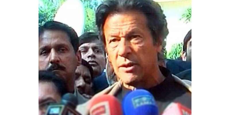 دبئی: میڈیا سے بات کرتے ہوئے پاکستان تحریک انصاف عمران خان نے قومی کرکٹ ..