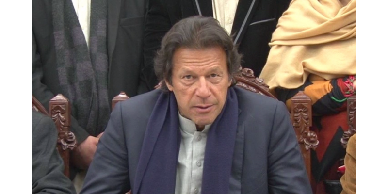 عمران خان نے سینیٹ و ڈپٹی چیئرمین کیلئے ووٹ کی شرط رکھ دی