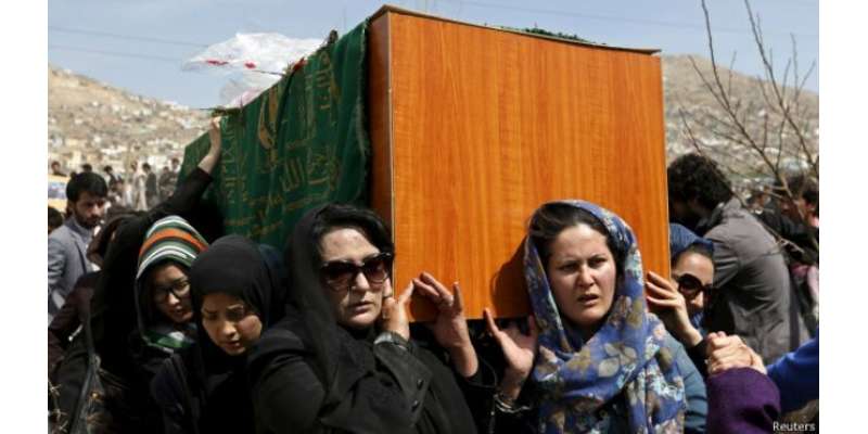 روایات کے برعکس جنازہ عورتوں نے اٹھایا