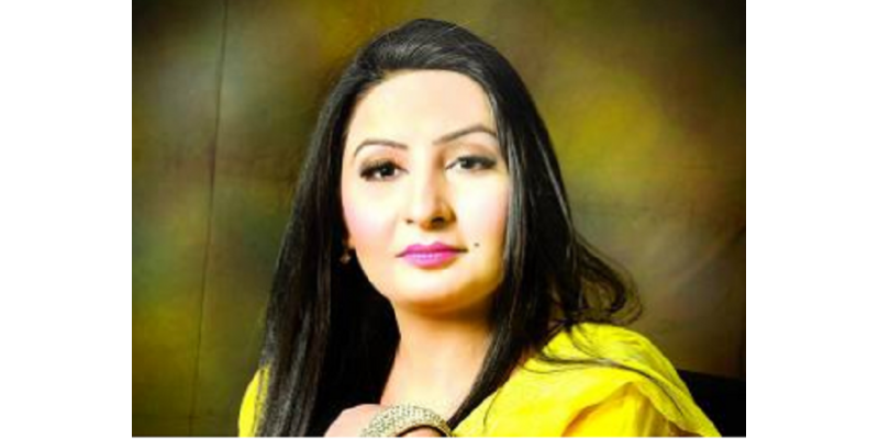 گلوکارہ حوریہ خان اپنے گانے ” عشق عشق “ کی ویڈیو ریکارڈنگ میں مصروف