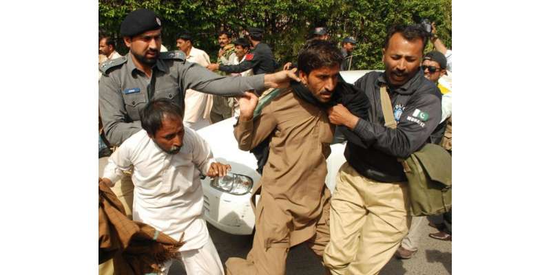 پاکستان کسان اتحاد کو مطالبات کے حق میں ناصر باغ میں کنونشن سے روک دیاگیا ..