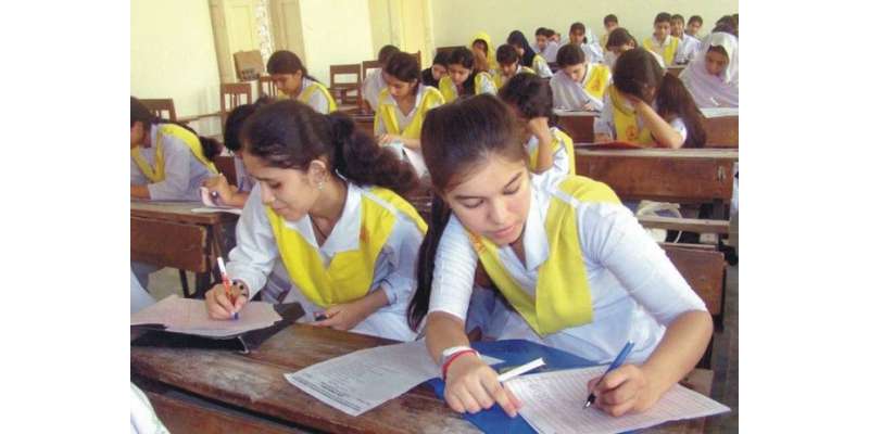 کراچی، میٹرک کے جاری سالانہ امتحانات 2015کا دسواں روز،16طلباء نقل کرتے ..