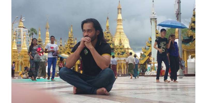 معروف وی جے وقار ذکا برما میں مشکلات کا شکار ہوگئے