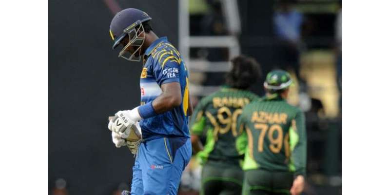 سری لنکا کا چوتھے ون ڈے میں پاکستان کو جیت کے لیے 257 رنز کا ہدف