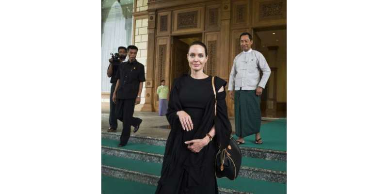 روہنگیا مسلمانوں کا ہالی وڈ اداکاری انجلینا جولی کے دورہِ میانمارکا ..