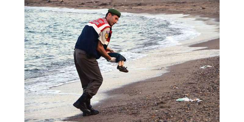 ترکی کے ساحل سمندر پر شامی بچے کی ملنے والی لاش نے کئی سوالات کھڑے کردیے