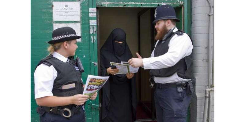 برطانیہ میں اسلامو فوبیا کے تحت مسلمانوں کے خلاف جرائم میں‌بتدریج ..