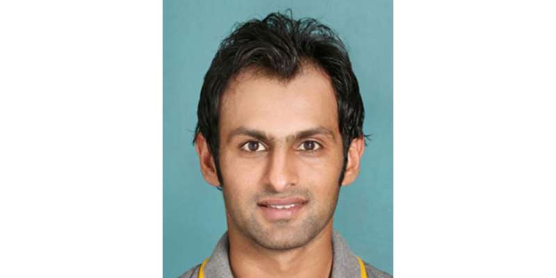 پاکستانی کرکٹ ٹیم کے آل راؤنڈر کھلاڑی شعیب ملک کو انگلینڈ کے خلاف 16رکنی ..