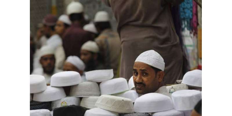 بھارت مسلم دشمنی میں اندھا ہوگیا ، مسلمانوں کے ٹوپی پہننے پر بھی پابندی ..