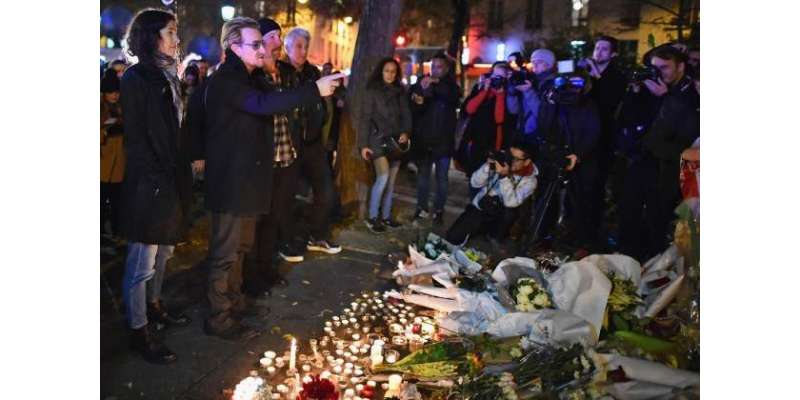 پیرس حملوں کے مزید 3زخمی دم توڑ گئے ، مرنے والوں کی تعداد 132 ہوگی، 300 ..