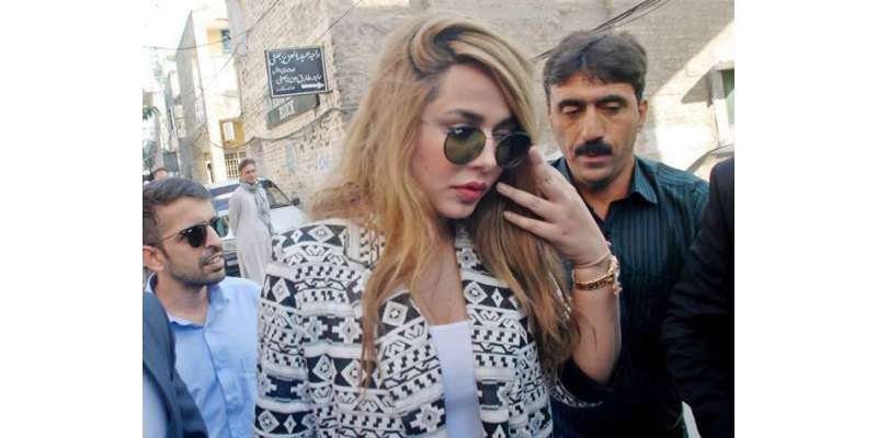راولپنڈی : کرنسی اسمگلنگ کیس کی ملزمہ ماڈل ایان  علی پر فرد جُرم عائد ..