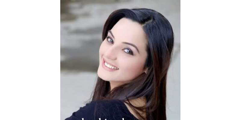 اداکارہ لائبہ خان کل اپنی 22 ویں سالگرہ کا کیک کاٹیں گی