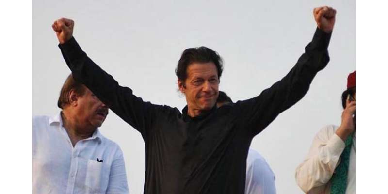 اسلام آباد : پی ٹی آئی چئیرمین عمران خان جلسہ گاہ پہنچ گئے