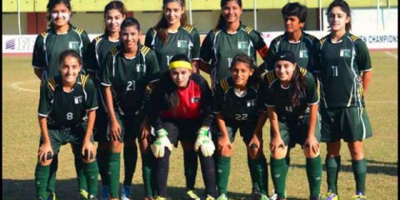 پوری دنیا پاکستان فٹبال وویمنز ٹیم کی دیوانی