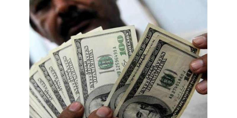 کراچی : اوپن مارکیٹ میں ڈالر کی قیمت میں‌20 پیسے کی کمی ۔ ڈیلرز