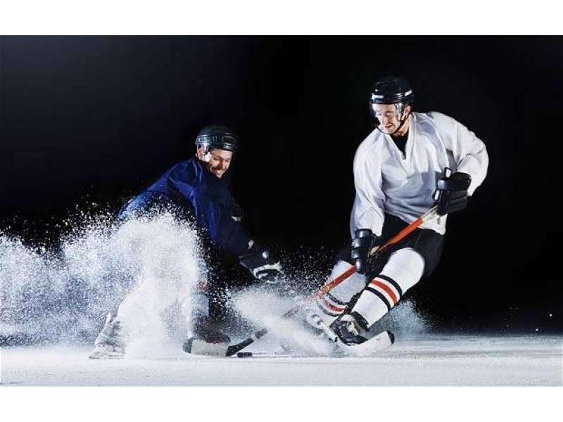 Хоккей с шайбой википедия. Лед хоккей. Шайба для хоккея. Хоккей картинки. Шайба "хоккеист".