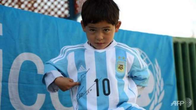 ارجنٹائنی سٹار فٹبالر لیونل میسی نے5 سالہ افغان مداح کو آٹو گراف وال شرٹ بھجوا دی