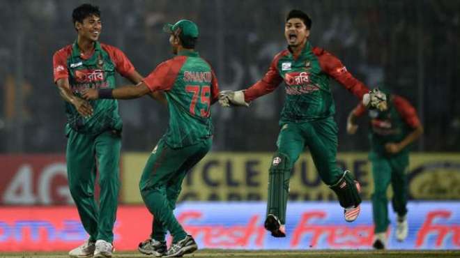 بنگلہ دیش کے اہم تیز گیند باز مستفیض الرحمان زخمی ہونے کے باعث ایشیا کپ کے باقی میچوں سے باہر