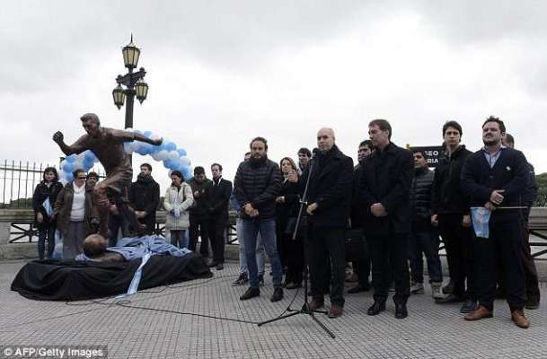 ارجنٹائن ،دارلحکومت بیونس آئرس میں لیونل میسی کا مجسمہ بنادیا گیا