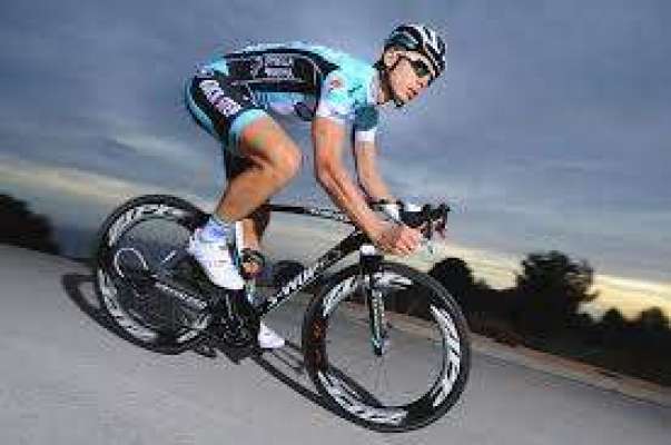 ٹینل کینگرٹ نے ابوظہبی سائیکل ریس کا تیسرا مرحلہ جیت لیا
