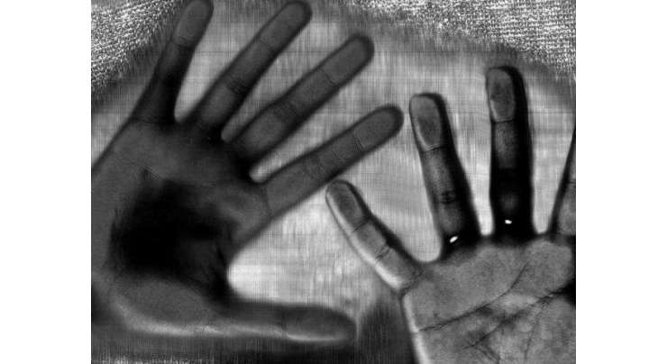 اہل خانہ نے مبینہ اجتماعی زیادتی کا شکار لڑکی کو دوبارہ میڈیکل کیلئے چار رکنی بورڈ کے سامنے پیش کرنے سے انکار کر دیا