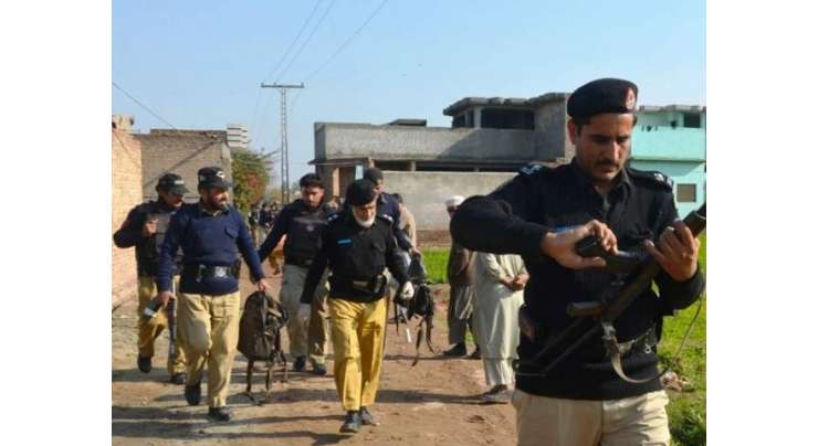 پشاور میں‌دہشت گردی کا منصوبہ ناکام ، بس ٹرمینل پر نصب بم ناکارہ بنا دئے گئے