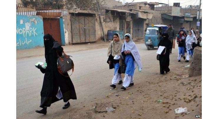 پشاور : ناقص سکیورٹی پر 200 نجی و سر کاری تعلیمی اداروں کے خلاف مقدمات درج
