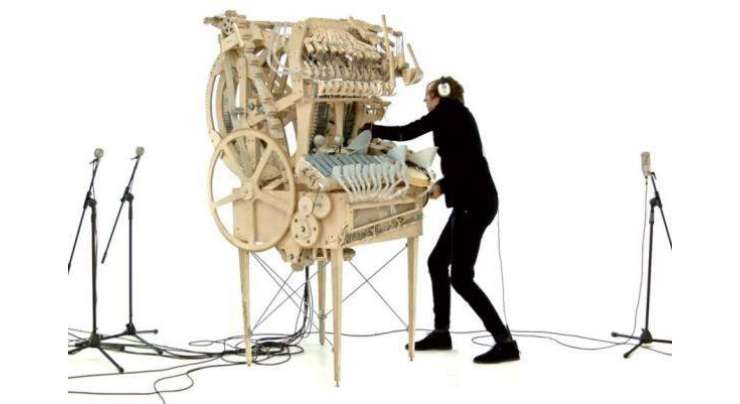 ماربل سے بنی حیرت انگیز  میوزک مشین