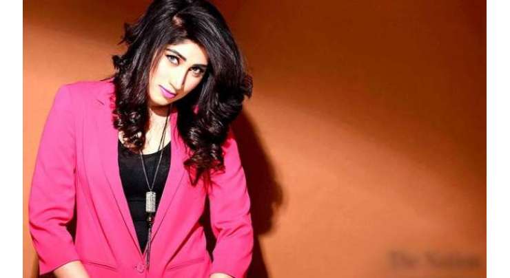 بھارتی گلوکار سونو نگم نے پاکستانی ماڈل قندیل بلوچ کو ’باہمت اور ذہین‘ کہہ دیا