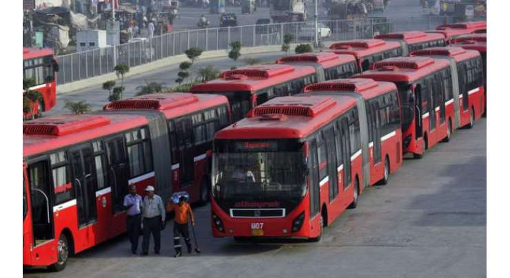 حکومت نے میٹرو بس پر بزرگوں اور خصوصی افراد کیلئے ”فری سفری سہولت“ سے معذرت کر لی