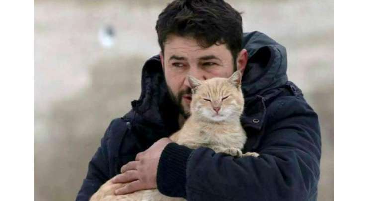 شام کے شہر حلب سے سب چلے گئے  مگر بلیوں کا محافظ آخری لمحے تک شام میں موجود رہے گا