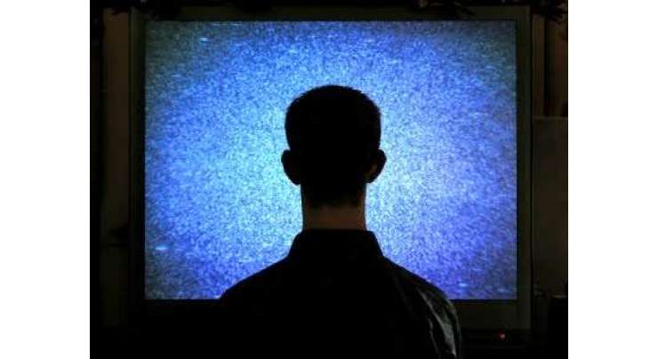 حد سے زیادہ ٹی وی دیکھنے سے نوجوانوں میں منفی جذبات پروان چڑھ سکتے ہیں٬تحقیق