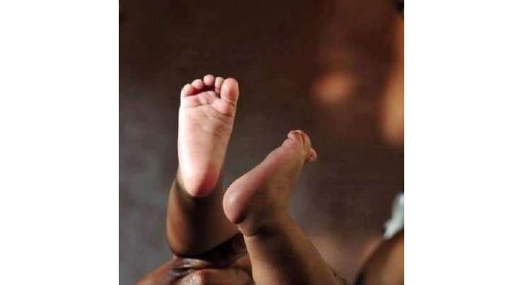 بچہ دو نہیں بلکہ چار ٹانگوں کے ساتھ پیدا ہوا