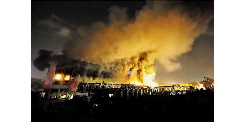 پی سی ہوٹل راولپنڈی میں آگ بھڑک اٹھی، درجنوں افراد پھنس گئے