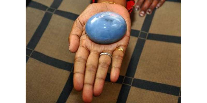 سری لنکا کی کان سے دریافت ہونے والا دنیا کا سب سے بڑا قیمتی پتھر 'نیلم ..