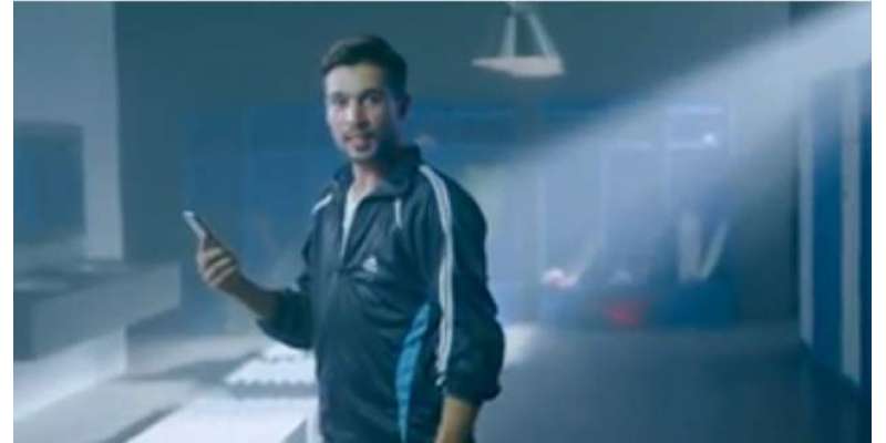 فاسٹ باؤلر محمد عامر نے کرکٹ میں واپسی کے ساتھ ہی اشتہارات کرنا شروع ..