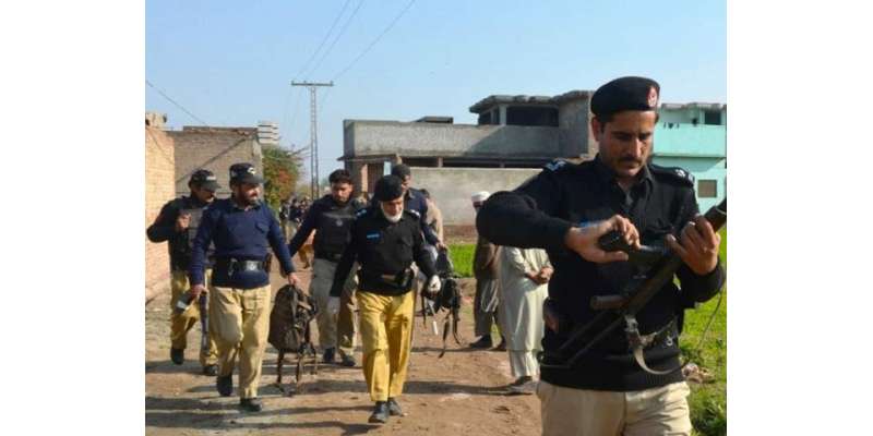 پشاور میں‌دہشت گردی کا منصوبہ ناکام ، بس ٹرمینل پر نصب بم ناکارہ بنا ..