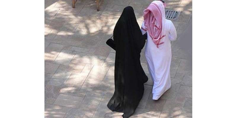 سعودی شخص نے موبائل فون رکھنے پر اپنی بیوی کو طلاق دے دی