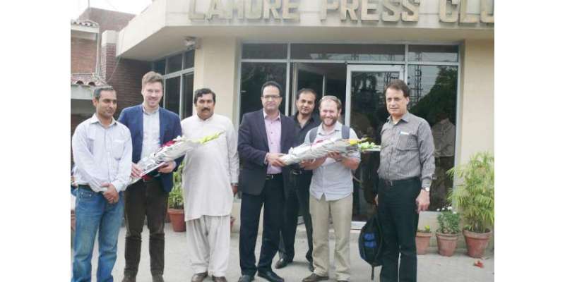 لاہور پریس کلب اورفریڈم نیٹ ورک کے درمیان صحافیوں کی ٹریننگ ورکشاپس ..