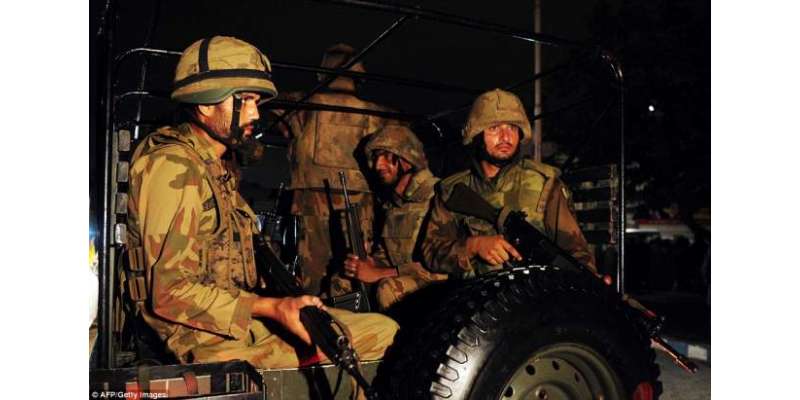 فیصل آباد کے مختلف میں پاک فوج کا کامبنگ آپریشن، 8 افراد گرفتار، بھاری ..