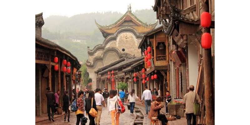 چین میں غیر ملکی سیاحت عروج پہنچ گئی،رواں سال 13کروڑ سے زائد غیر ملکی ..