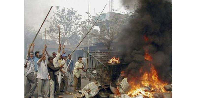 احمد آباد مسلمانوں کے قتل عام کے مقدمے میں 24ہندﺅ انتہاپسندوں پر فردجرم ..