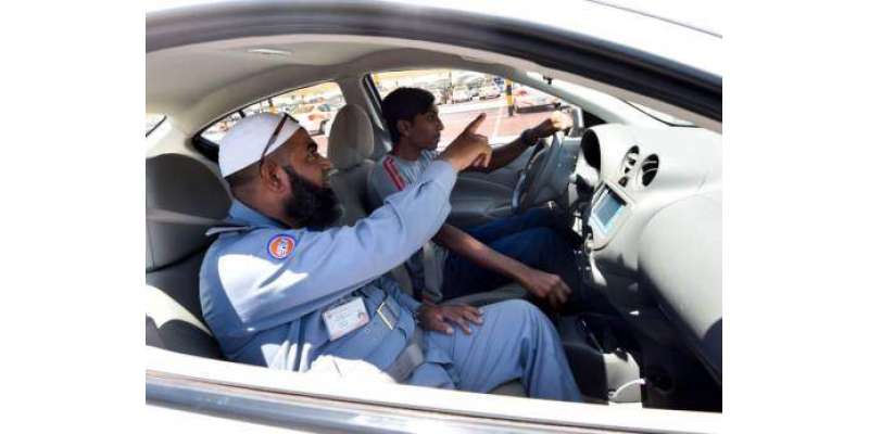 دبئی: آر ٹی اے نے 57ڈرائیونگ انسٹریکٹروں پر جرمانے عائد کر دیئے
