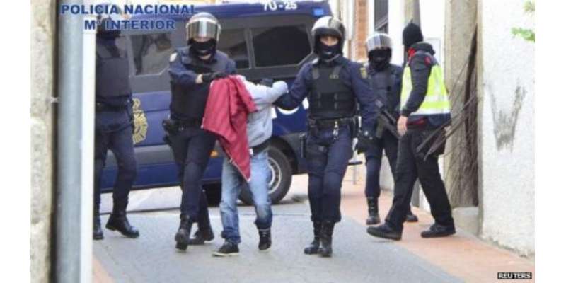 اسپین : عسکریت پسندوں کو فروغ دینے کے جرم  میں‌تین پاکستانی گرفتار