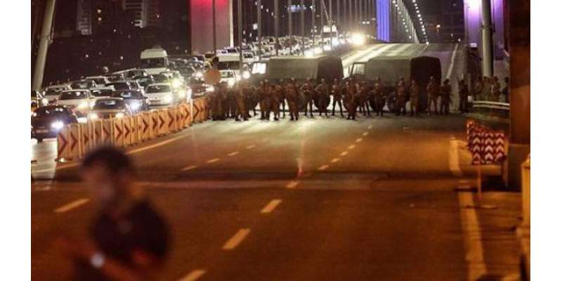 ترک حکومت کی جانب سے فوجی بغاوت کچلنے کی کوشش، انقرہ میں شدید فائرنگ ..