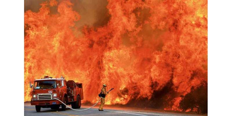 کیلیفورنیا کے جنگلات میں لگی آگ بے قابو،ایک ہزار ایکڑ سے زائد رقبہ ..