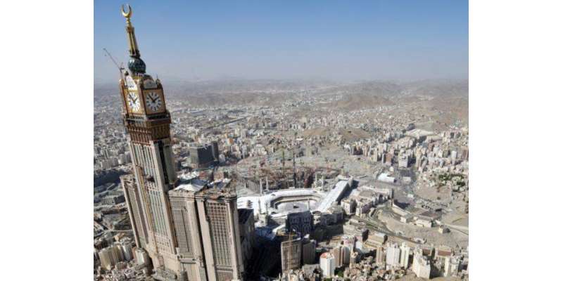 سعودی شہریوں کے مکہ مکرمہ میں داخلے پر پابندی عائد کر دی گئی ۔ عرب میڈیا