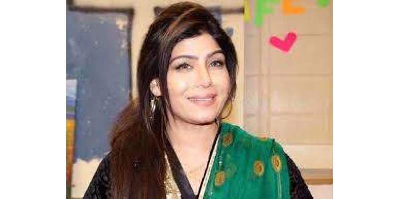 گلوکارہ شبنم مجید جشن آزادی شو میں پرفارم کرنے کے لئے کراچی روانہ