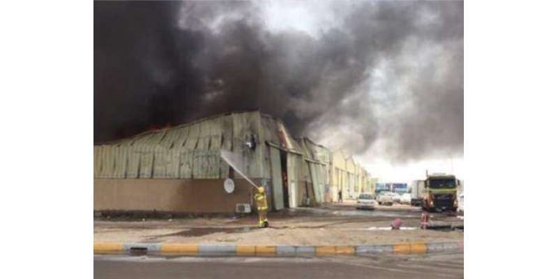 ابوظہبی:گوداموں میں آ تشزدگی سے لاکھوں درہم مالیت کا سامان جل کر خاکستر
